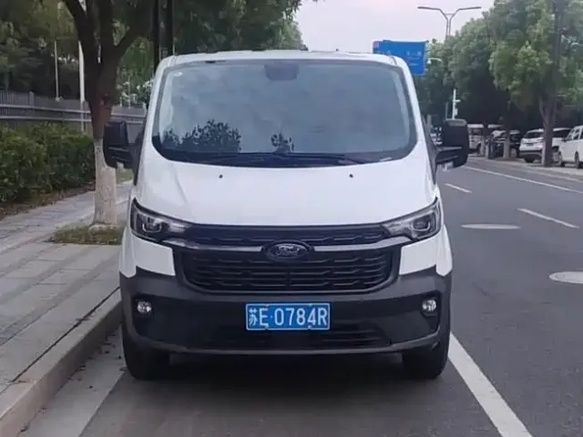 Ford Transit — Фото автомобиля 13