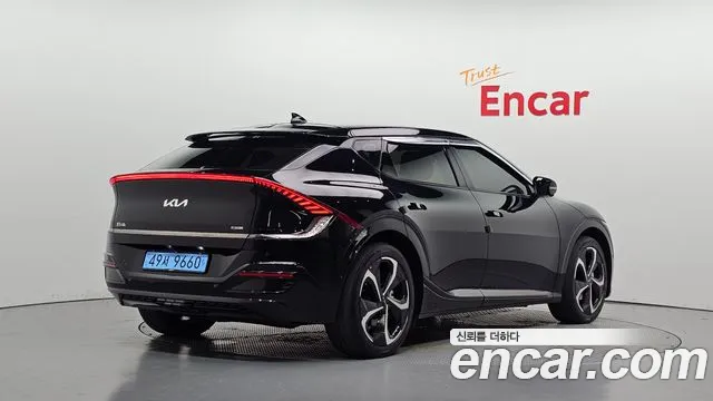 Kia EV6 — Фото автомобиля 2