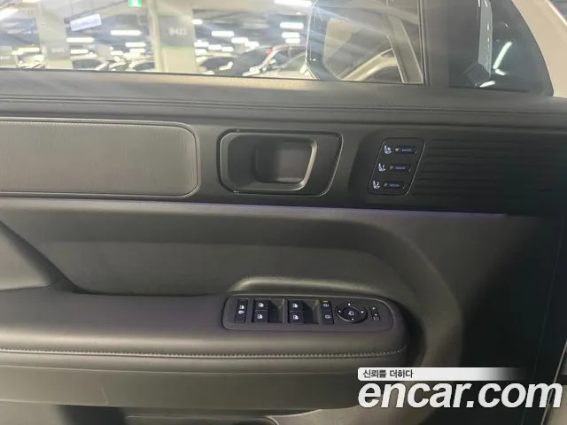 Hyundai Santa Fe MX5 — Фото автомобиля 9
