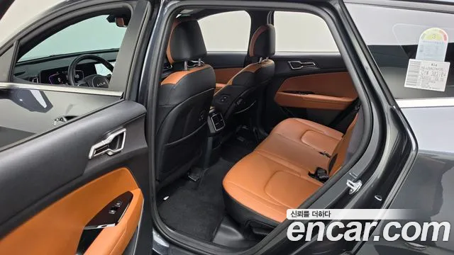 Kia Sportage Sportage 5-е поколение Бензин 1.6 турбо 2WD — Фото автомобиля 21