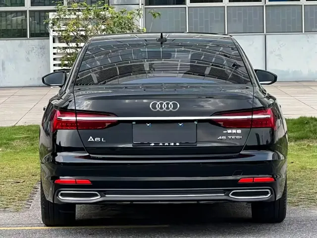 Audi Audi A6L 2022 45 TFSI Premium Elegance — Фото автомобиля 16