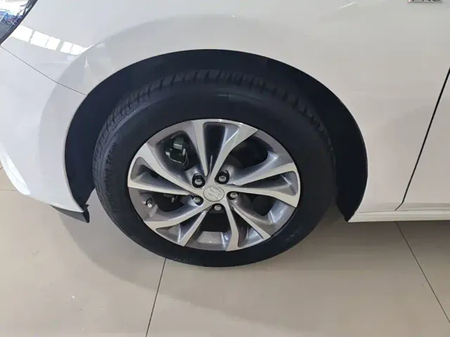 Buick Verano — Фото автомобиля 22