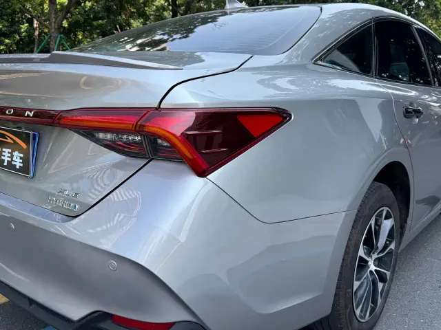 Toyota Avalon — Фото автомобиля 27