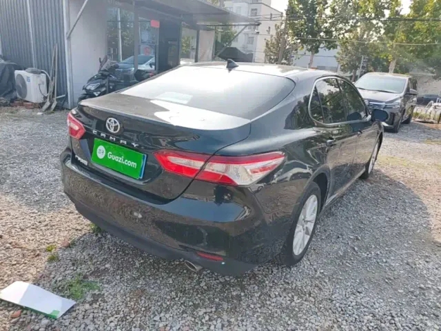 Toyota Camry — Фото автомобиля 6