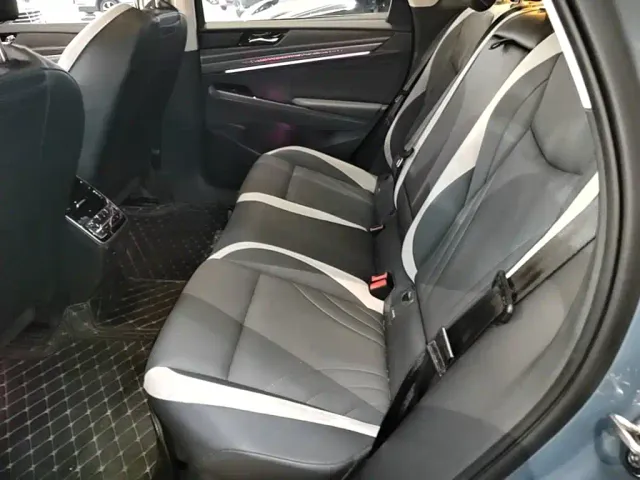 Volkswagen ID.7 Vizzion — Фото автомобиля 16