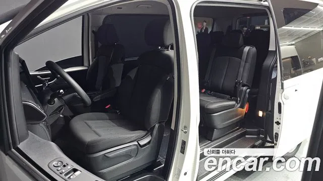 Hyundai Staria Staria Tourer 11 мест — Фото автомобиля 23