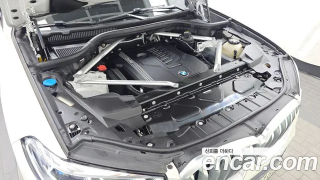 BMW X6 xDrive40i M Sport — Фото автомобиля 6
