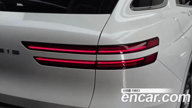 Genesis GV70 — Фото автомобиля 8