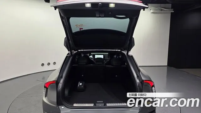 Kia EV6 — Фото автомобиля 19