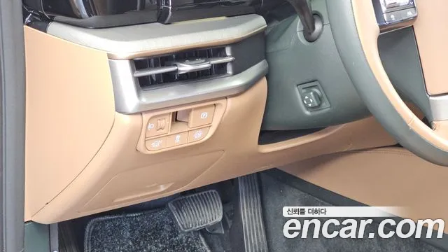 Hyundai Grandeur GN7 — Фото автомобиля 27