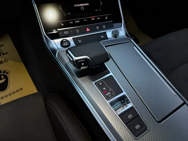 Audi A7L — Фото автомобиля 26