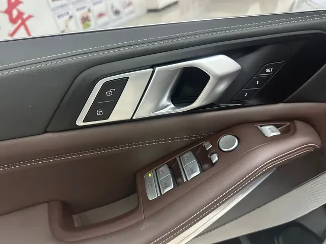 BMW X5 — Фото автомобиля 15