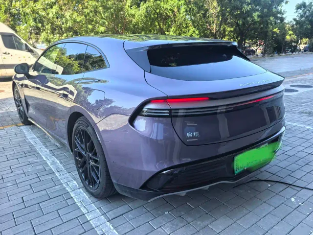 Qi Jing Opening Realm Sedan — Фото автомобиля 5