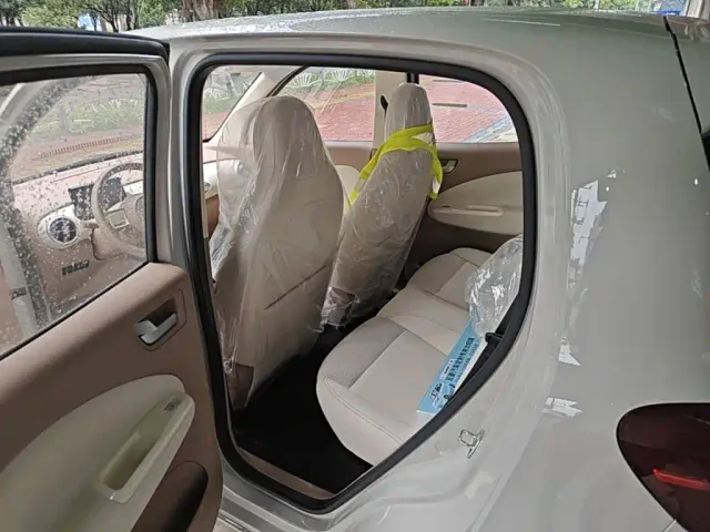 Wuling Hongguang Mini EV — Фото автомобиля 12