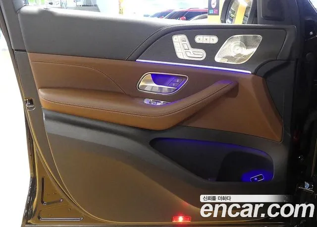 Mercedes-Benz GLE-Class — Фото автомобиля 11