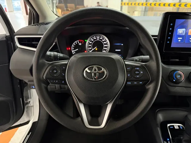 Toyota Corolla — Фото автомобиля 13