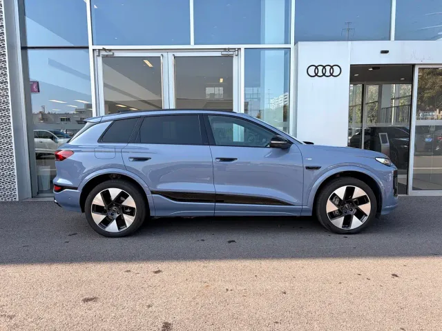 Audi Q6L e-tron — Фото автомобиля 3