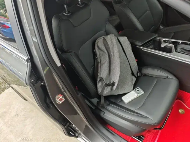 Geely Emgrand — Фото автомобиля 19