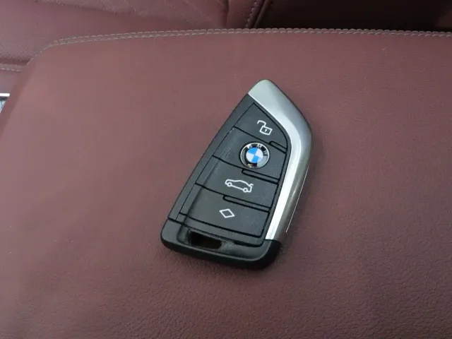 BMW 3 Series — Фото автомобиля 14