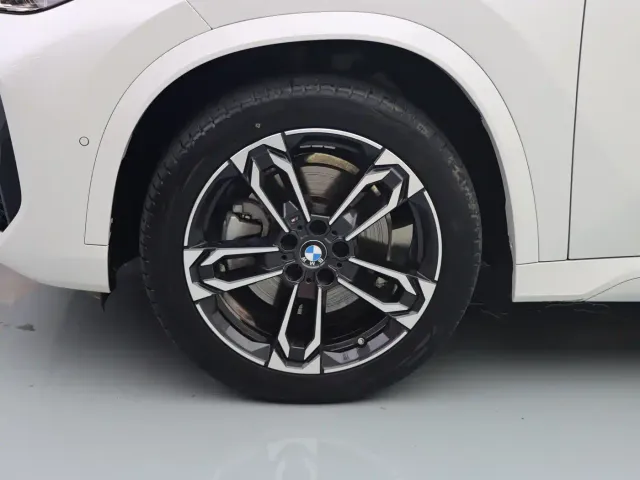 BMW X1 — Фото автомобиля 4