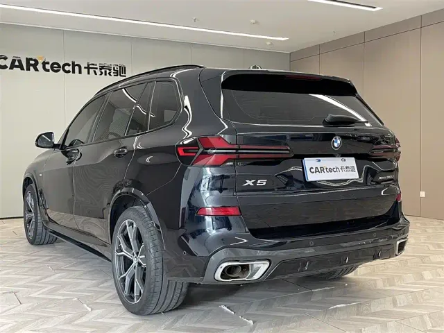 BMW X5 — Фото автомобиля 7