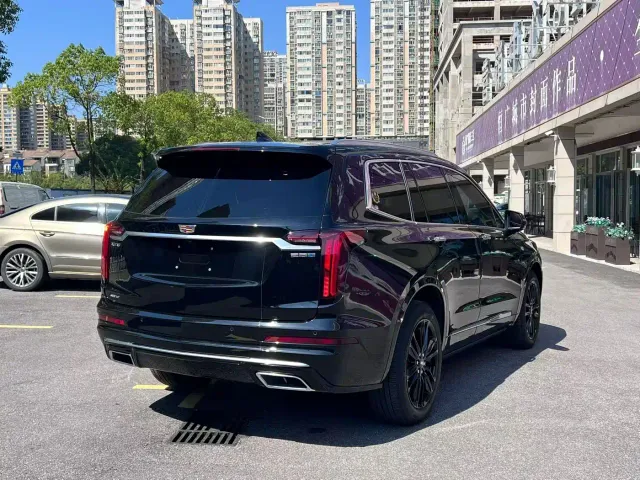Cadillac XT6 — Фото автомобиля 9