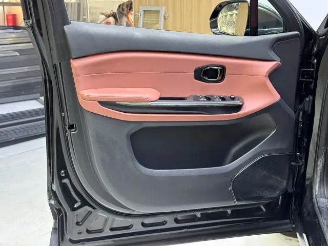 Nio EC6 — Фото автомобиля 8