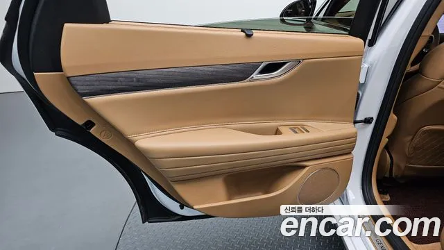 Genesis G80 RG3 — Фото автомобиля 14