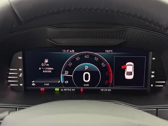 Skoda Superb — Фото автомобиля 18
