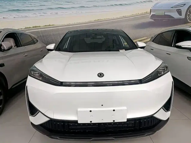 Dongfeng Fengshen L7 — Фото автомобиля 2