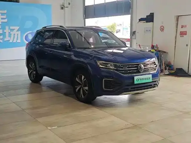 Volkswagen Tayron GTE Plug-in Hybrid — Фото автомобиля 3
