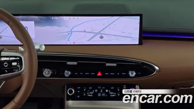 Genesis GV70 2.5T Бензин AWD — Фото автомобиля 12