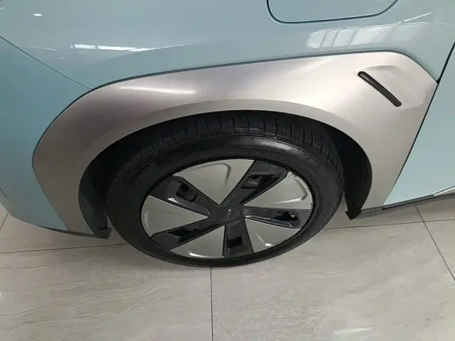 GAC Aion Y — Фото автомобиля 22