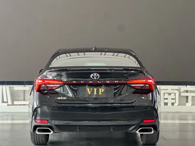 Toyota Avalon — Фото автомобиля 23