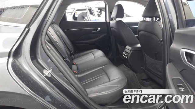 Hyundai Sonata Premium — Фото автомобиля 12