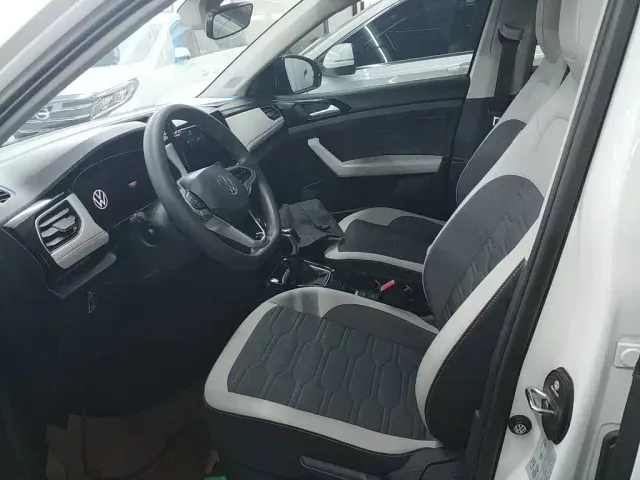 Volkswagen Tharu — Фото автомобиля 10