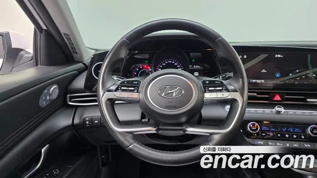 Hyundai Avante CN7 — Фото автомобиля 13