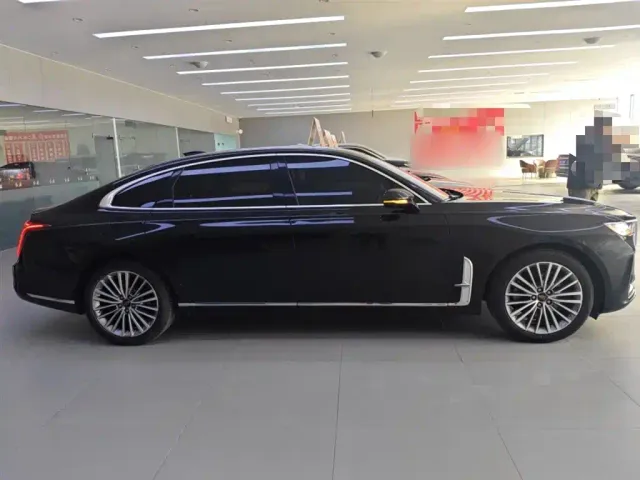 Hongqi H9 — Фото автомобиля 4
