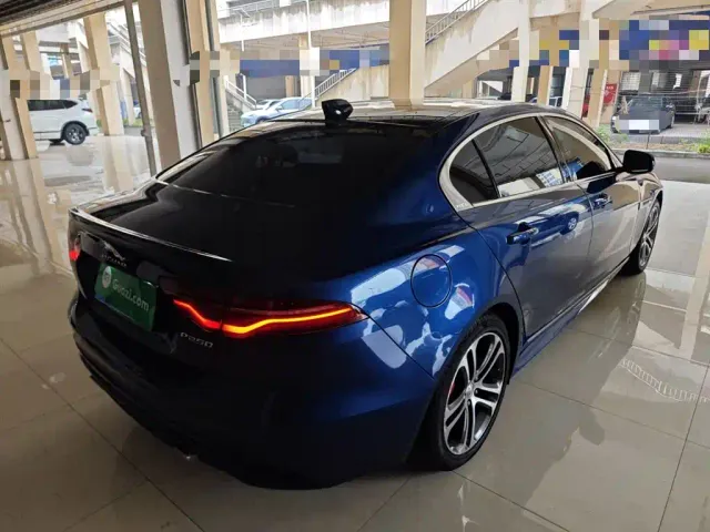 Jaguar XEL — Фото автомобиля 6