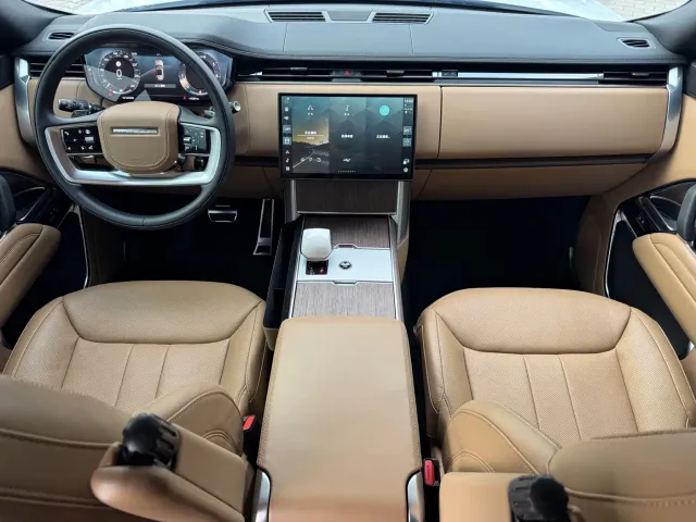 Land Rover Range Rover — Фото автомобиля 11