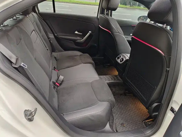 Mercedes-Benz A-Class — Фото автомобиля 11
