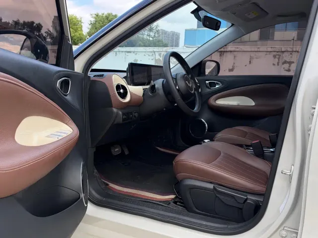 Wuling Bingo — Фото автомобиля 6