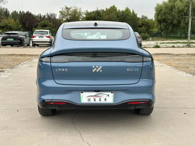 IM Motors LS6 — Фото автомобиля 5