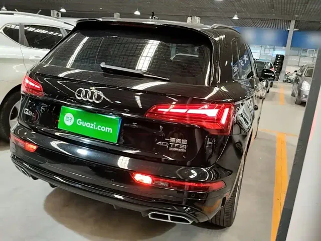 Audi Q5L — Фото автомобиля 6