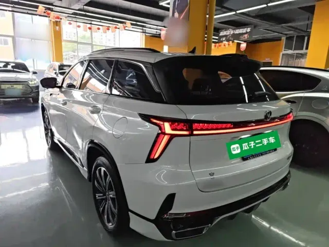 Changan CS75 Plus — Фото автомобиля 4