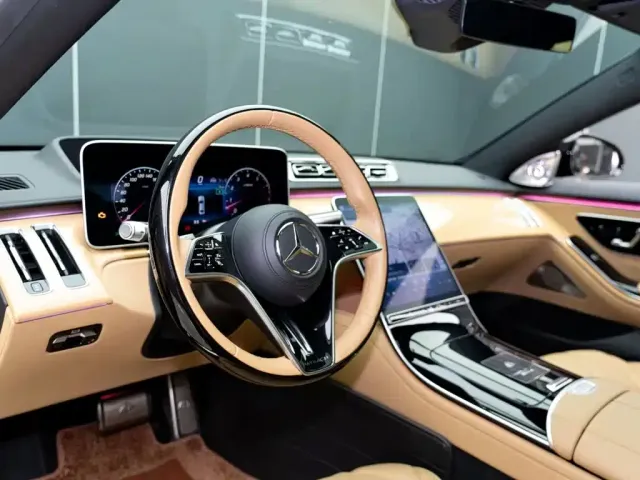 Mercedes-Benz Maybach S-Class — Фото автомобиля 13
