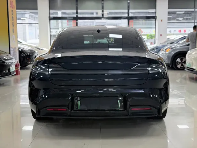 Xiaomi SU7 — Фото автомобиля 5