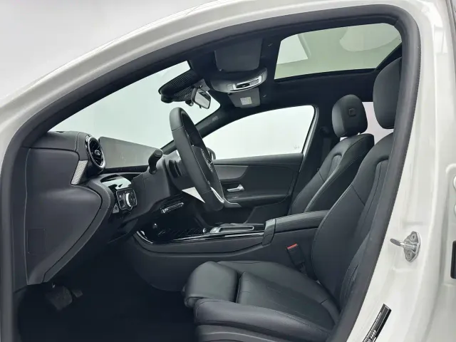 Mercedes-Benz A-Class — Фото автомобиля 5
