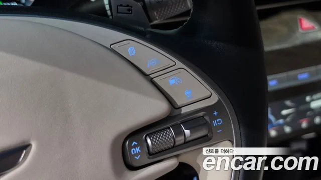 Genesis G80 Electrified G80 (RG3) — Фото автомобиля 12