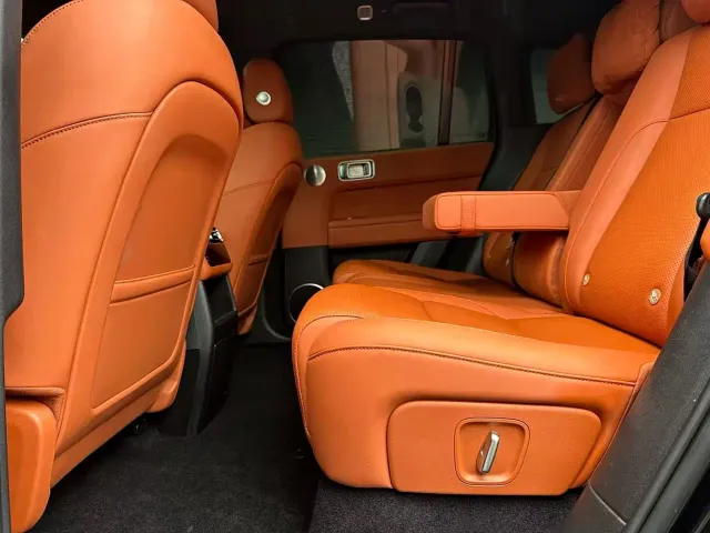 Li Auto L6 — Фото автомобиля 15